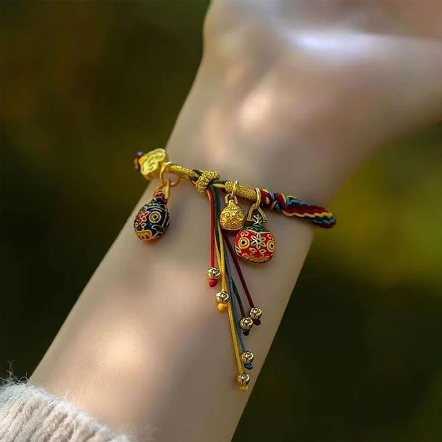 Tuna Bracelet of Reincarnation.Colorful Rope Gold Swallowing Beast Remove Bad Luck Resolve and Reincarnation Tibetan Adjustable Handmade Feng Shui Samsara Religious Jewelry Gifts for Women Men(A family of three): Clothing. Shoes & Jewelry