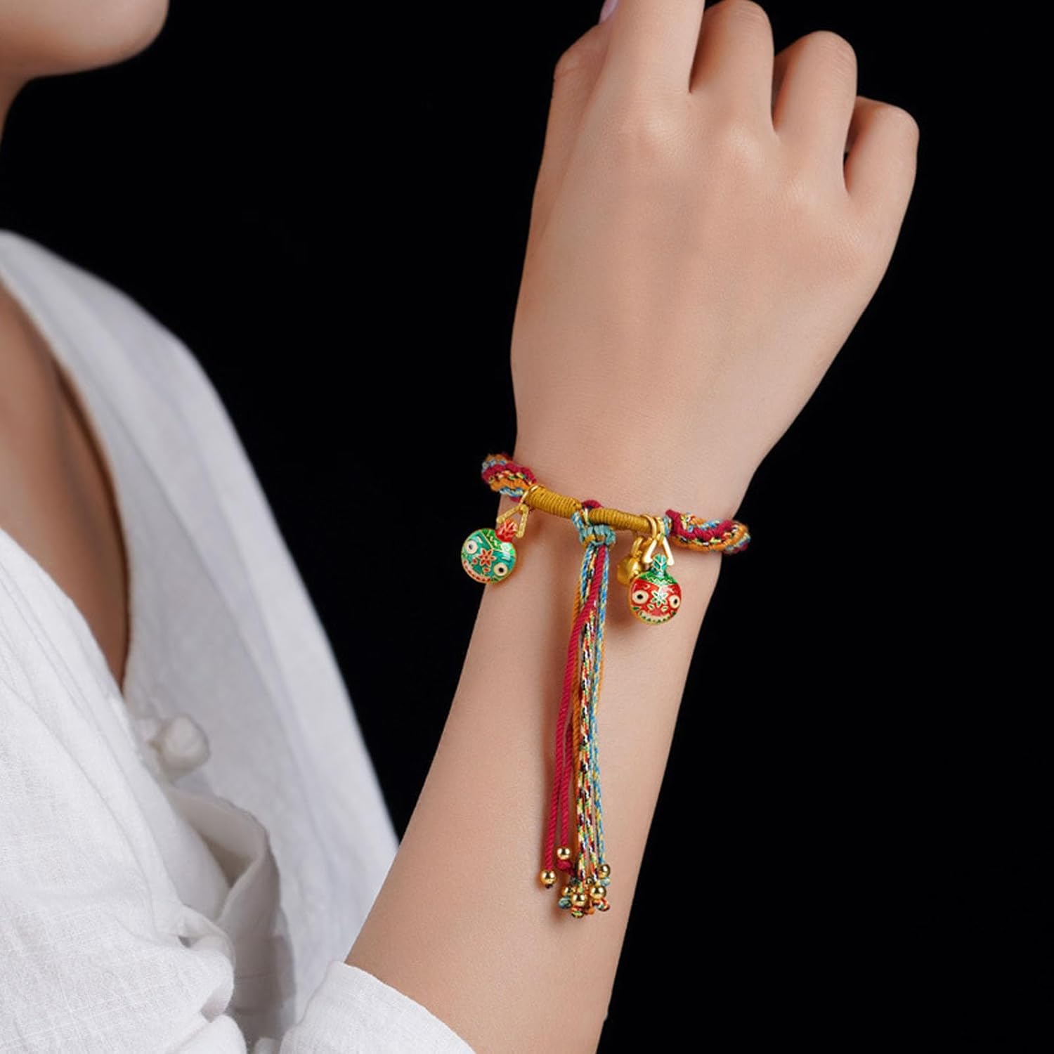 Tuna Bracelet of Reincarnation.Colorful Rope Gold Swallowing Beast Remove Bad Luck Resolve and Reincarnation Tibetan Adjustable Handmade Feng Shui Samsara Religious Jewelry Gifts for Women Men(A family of three): Clothing. Shoes & Jewelry